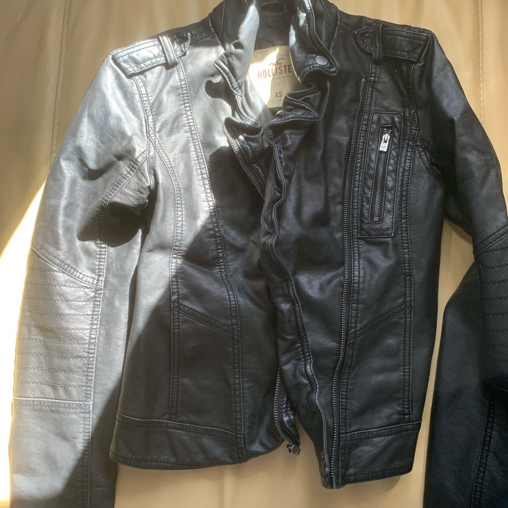 Hollister leather jacket size xs